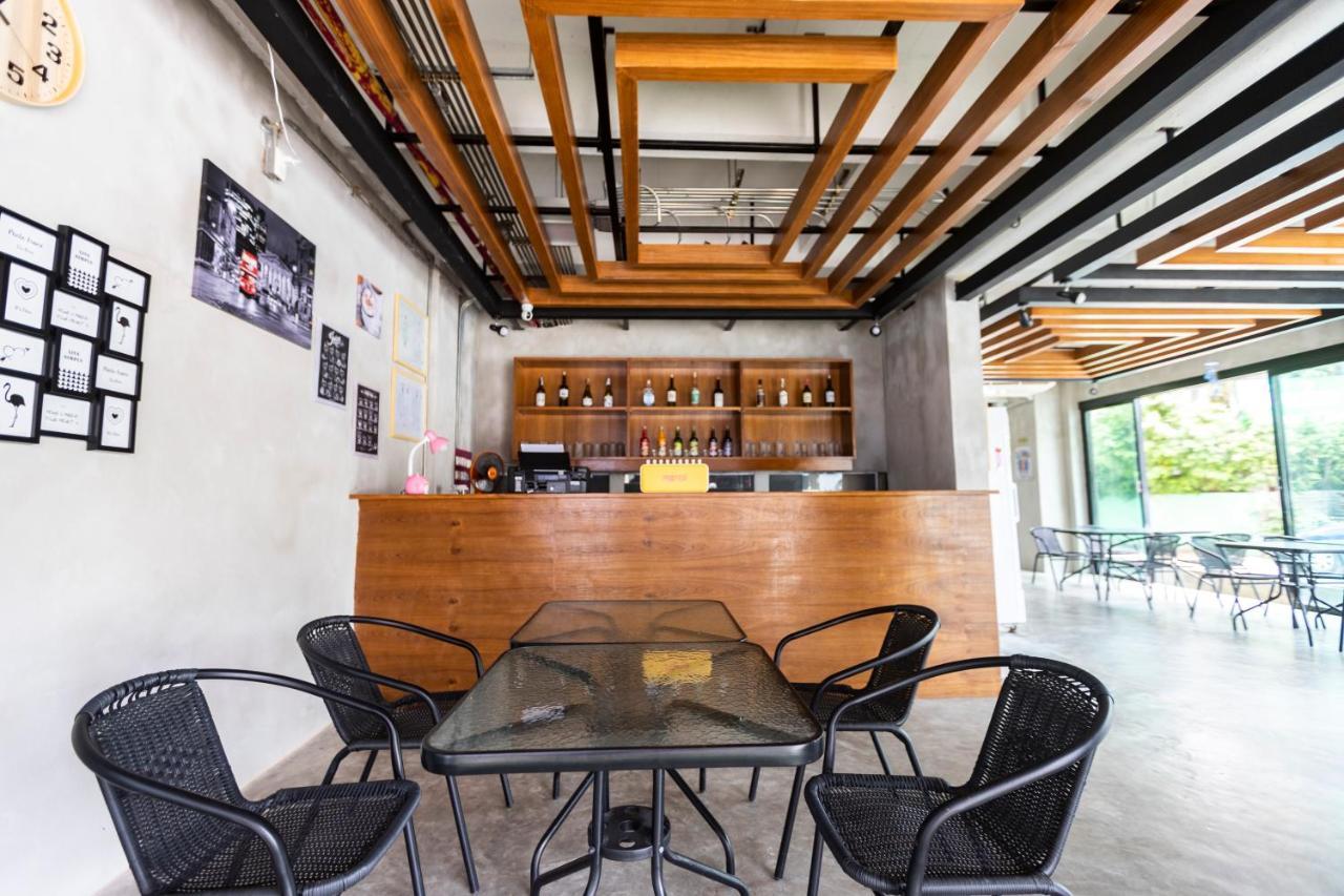 Firefly Phuket Hotel Patong Luaran gambar