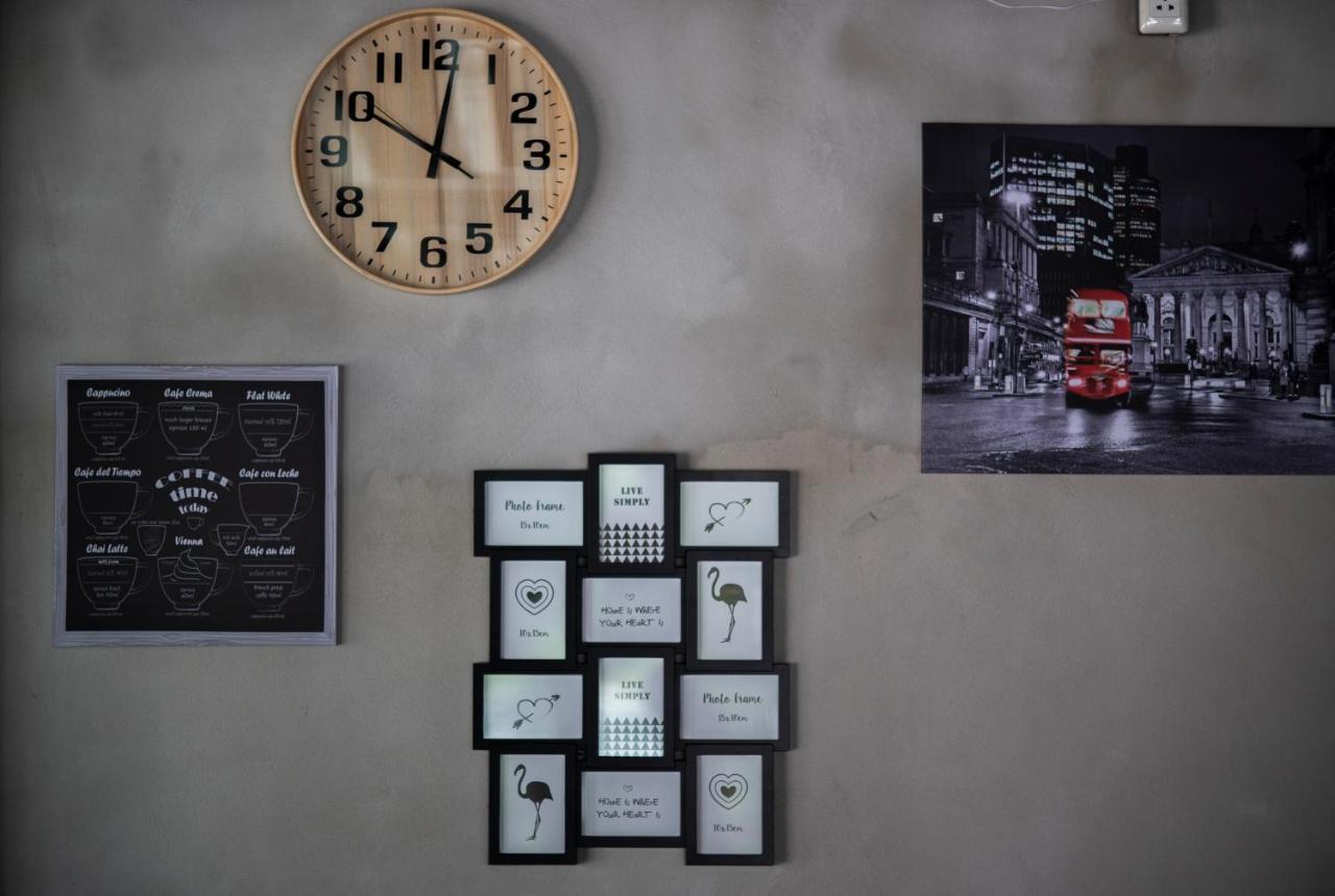 Firefly Phuket Hotel Patong Luaran gambar